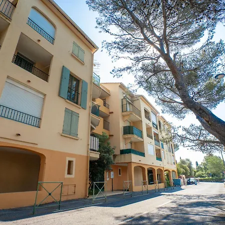 Apartment Les Terrasses De La Mer-2 By Interhome Saint Aygulf